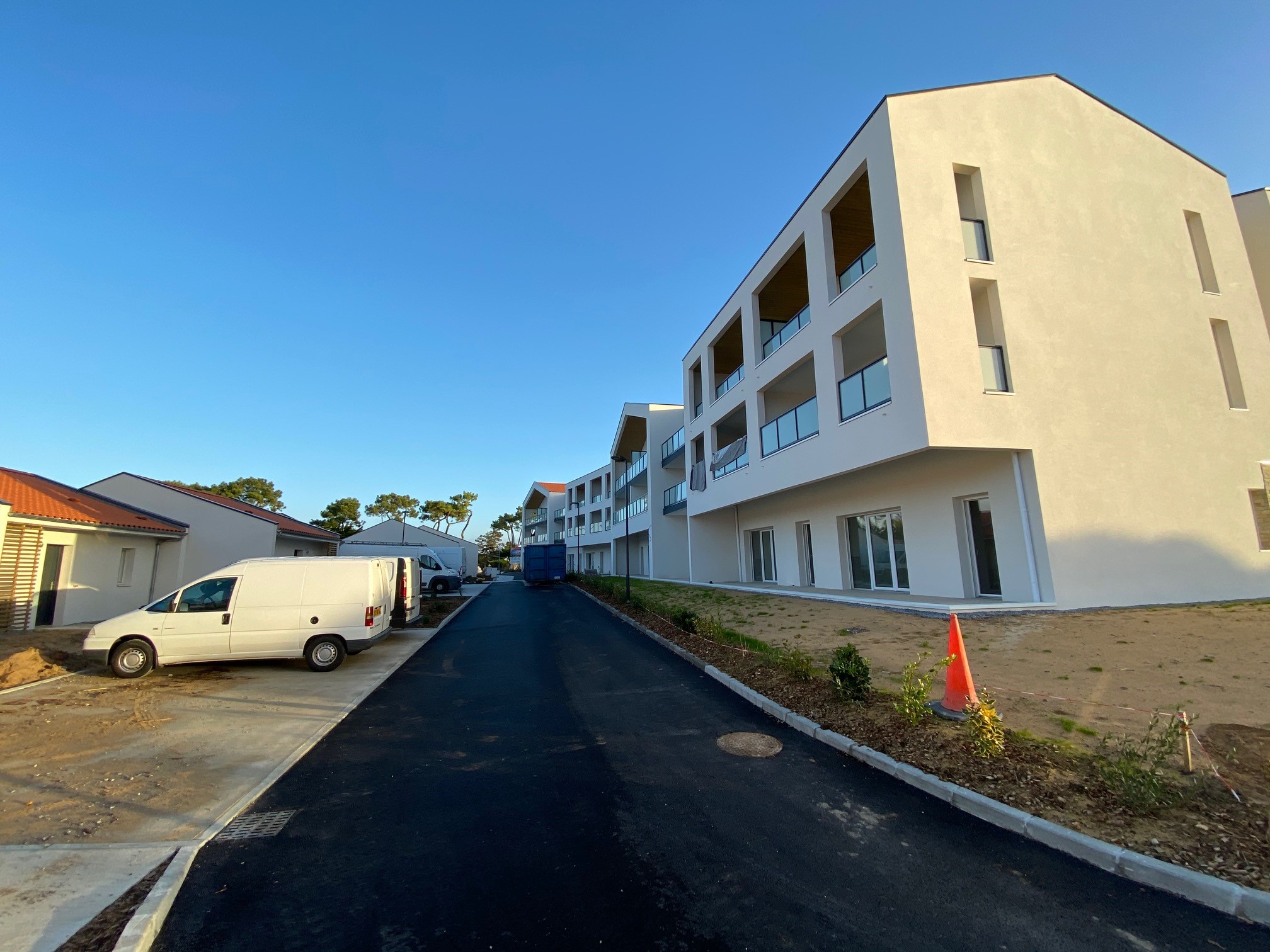 Résidence Les Jardins de l'Océan à Brétignolles-sur-mer par l'Entreprise Générale (Bénéteau Construction)